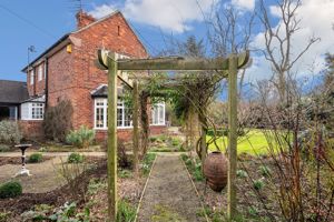 Gardens- click for photo gallery